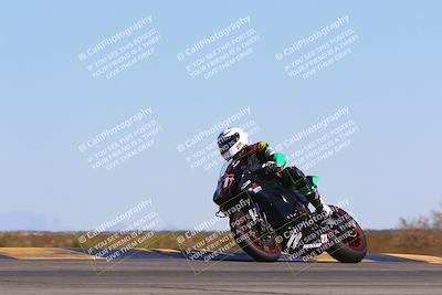 media/Mar-12-2022-SoCal Trackdays (Sat) [[152081554b]]/Turn 9 Side (145pm)/